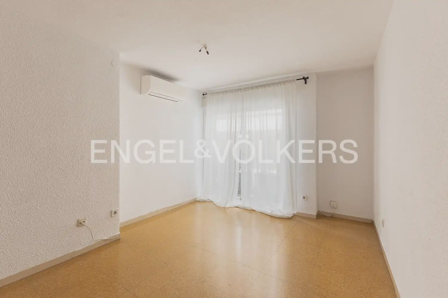 2 camera da letto Appartamento da affittare in Valencia citta - 1.300 € (Rif: 9897743)