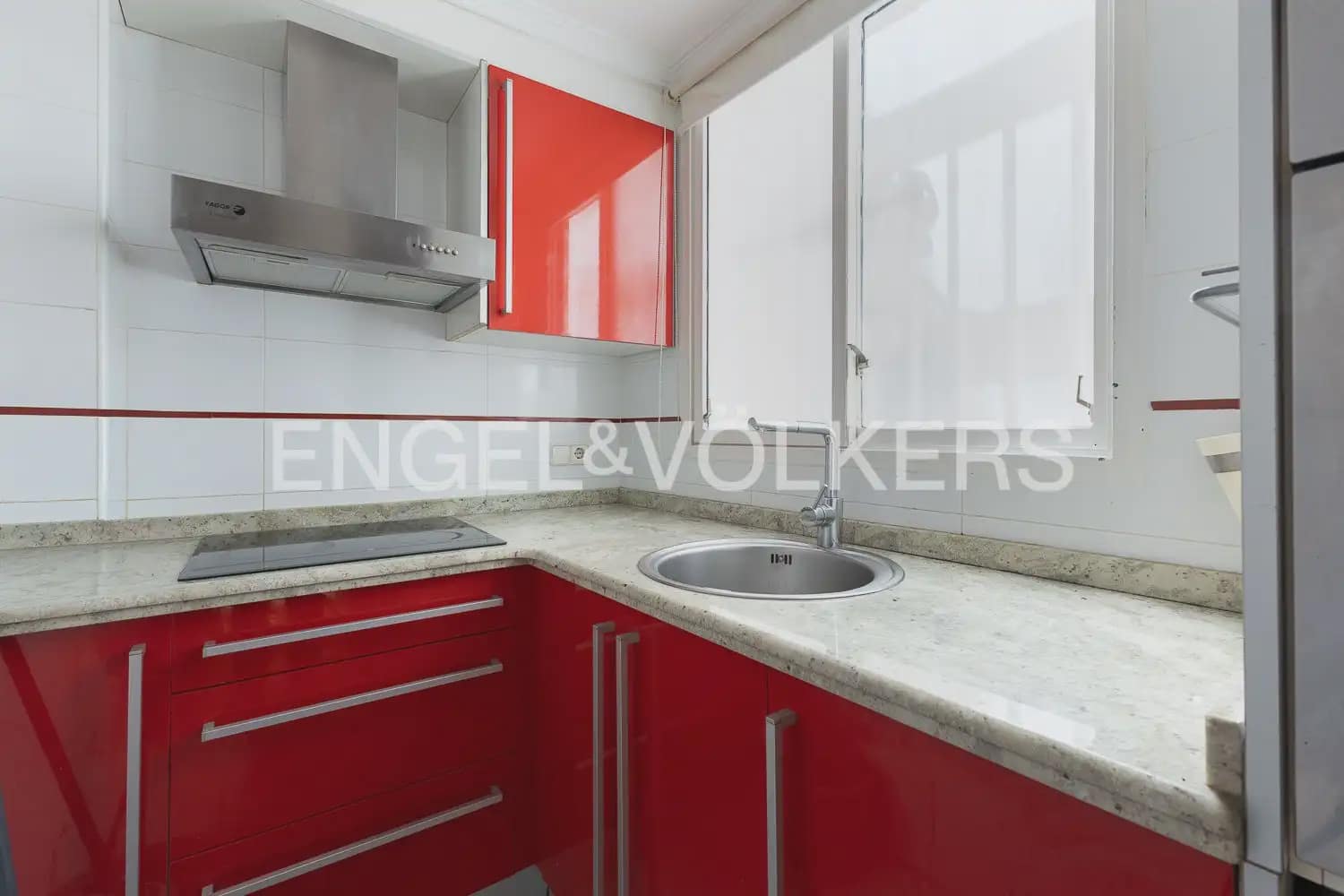 2 camera da letto Appartamento da affittare in Valencia citta - 1.300 € (Rif: 9897743)