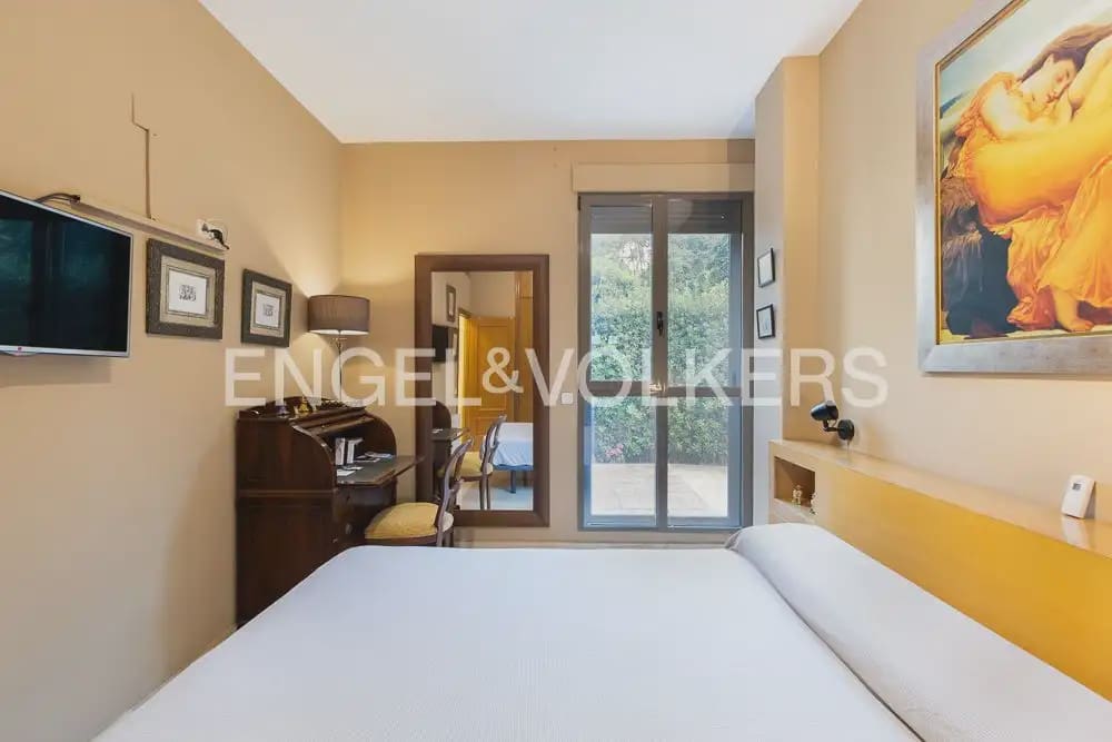3 Zimmer Wohnung zu verkaufen in Valencia Stadt mit Pool Garage - 690.000 € (Ref: 9897745)