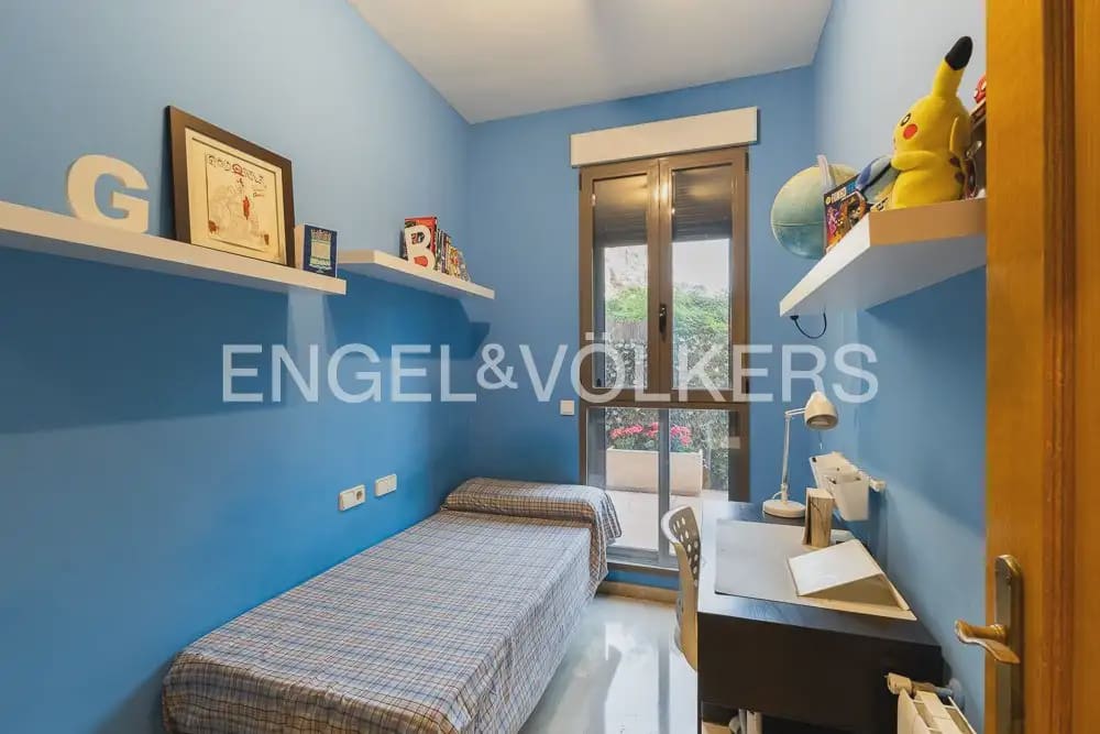 3 Zimmer Wohnung zu verkaufen in Valencia Stadt mit Pool Garage - 690.000 € (Ref: 9897745)