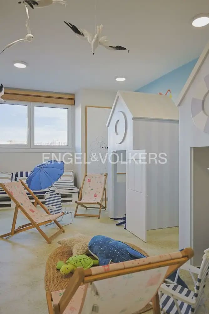 Piso de 1 habitación en València ciudad en venta con piscina - 300.000 € (Ref: 9897746)