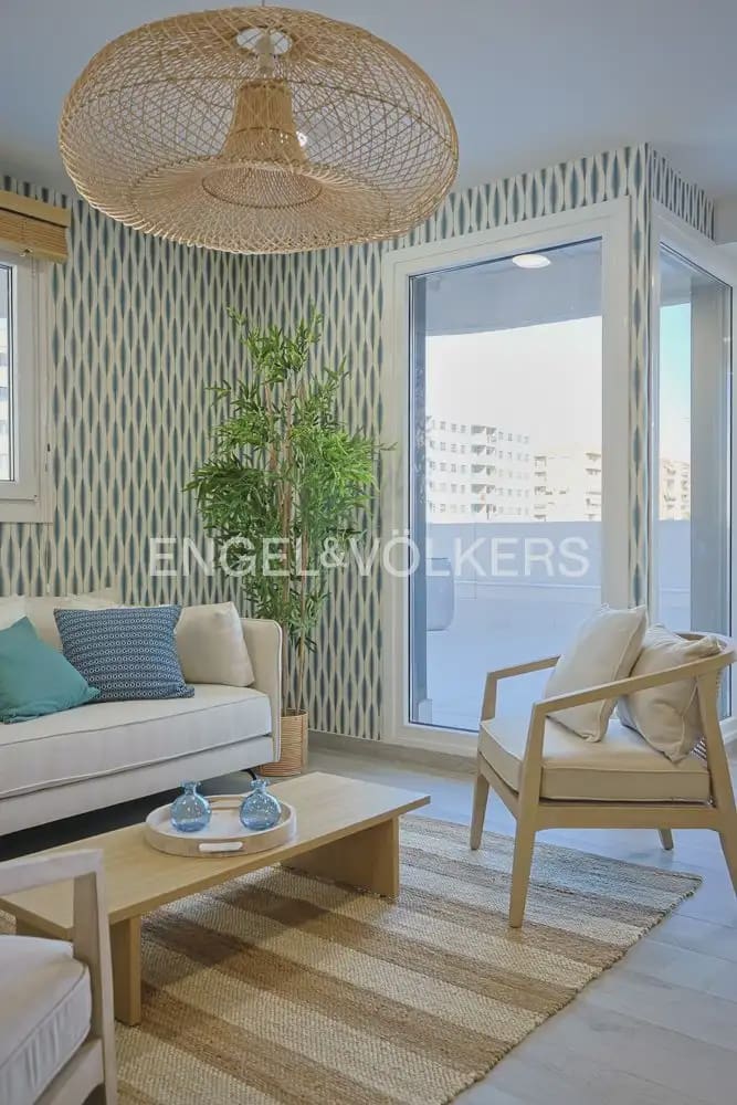 Piso de 1 habitación en València ciudad en venta con piscina - 300.000 € (Ref: 9897746)