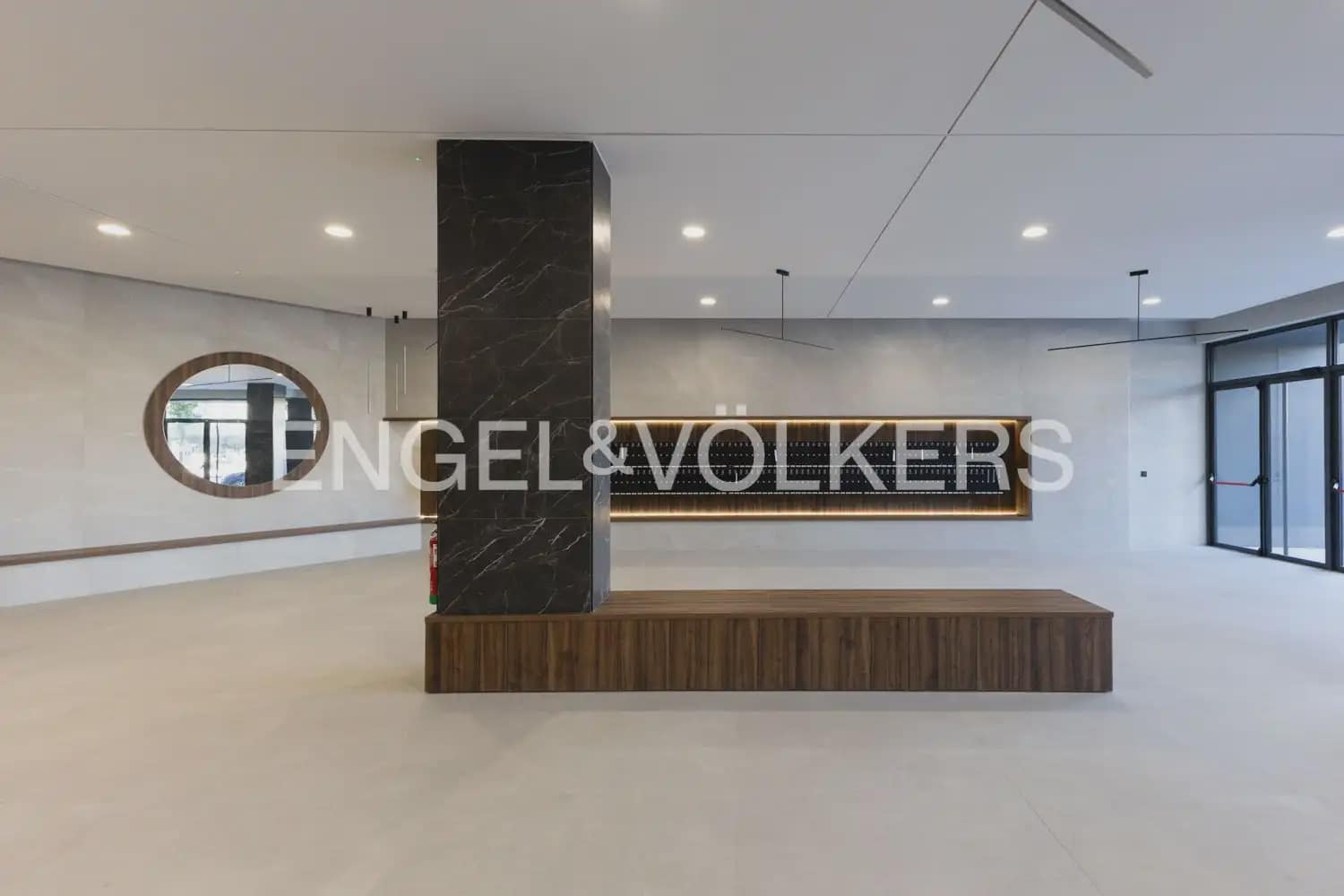 Piso de 1 habitación en València ciudad en venta con piscina - 300.000 € (Ref: 9897746)