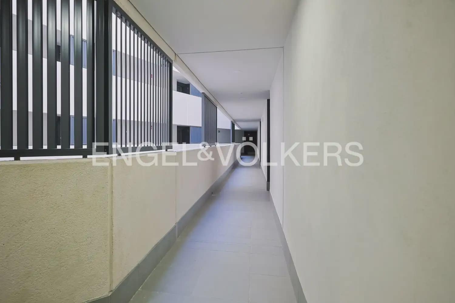 Piso de 1 habitación en València ciudad en venta con piscina - 300.000 € (Ref: 9897746)