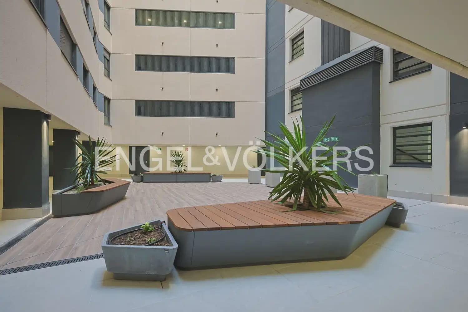 Piso de 1 habitación en València ciudad en venta con piscina - 300.000 € (Ref: 9897746)