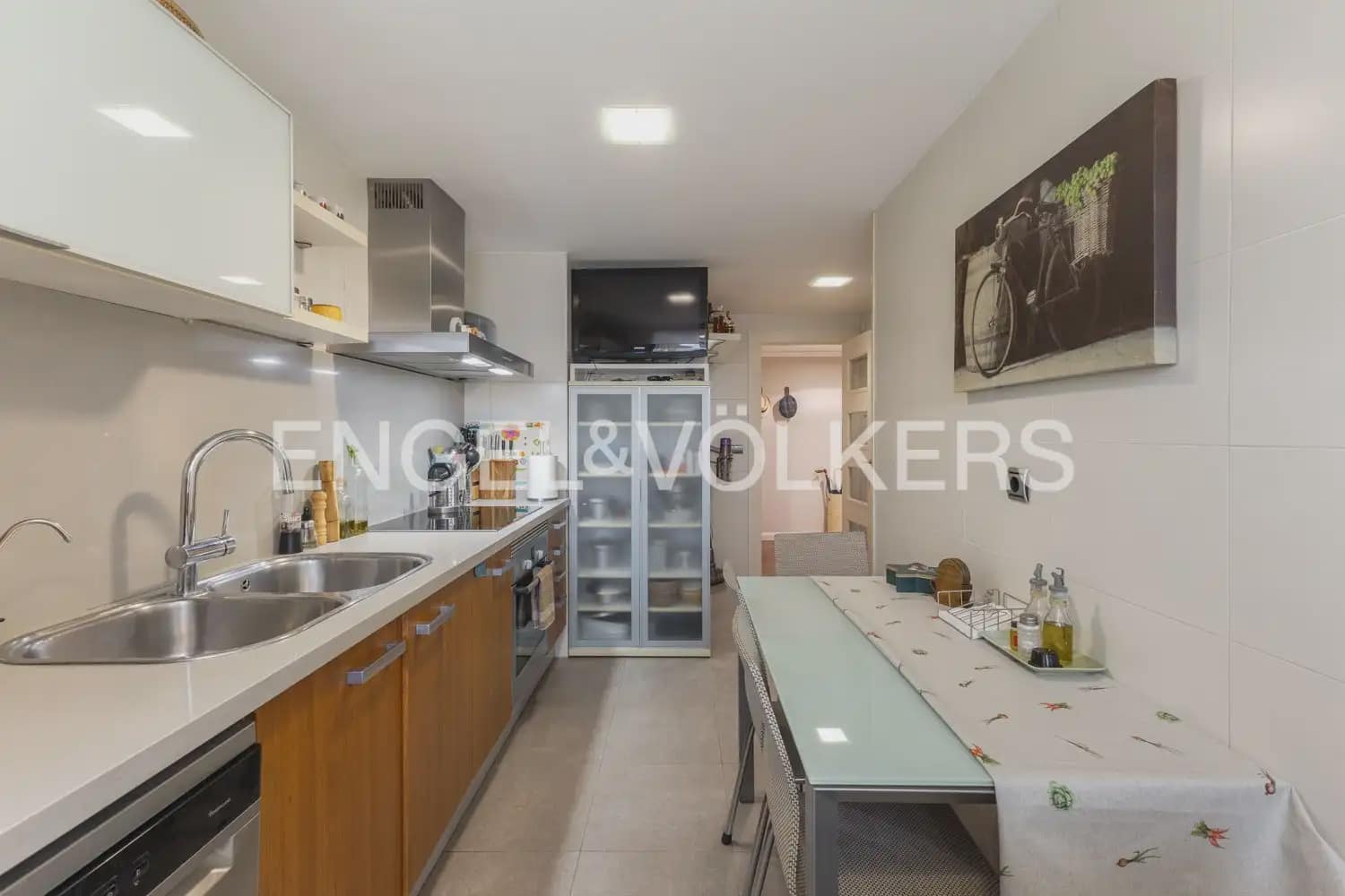 3 quarto Apartamento para venda em Valencia cidade com piscina garagem - 790 000 € (Ref: 9897748)