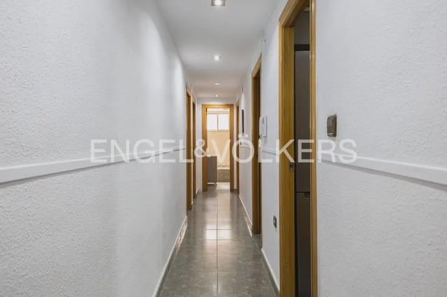 Piso de 4 habitaciones en Vara de Quart, València ciudad en venta - 368.000 € (Ref: 9897751)