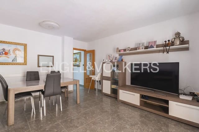 Piso de 4 habitaciones en Vara de Quart, València ciudad en venta - 368.000 € (Ref: 9897751)