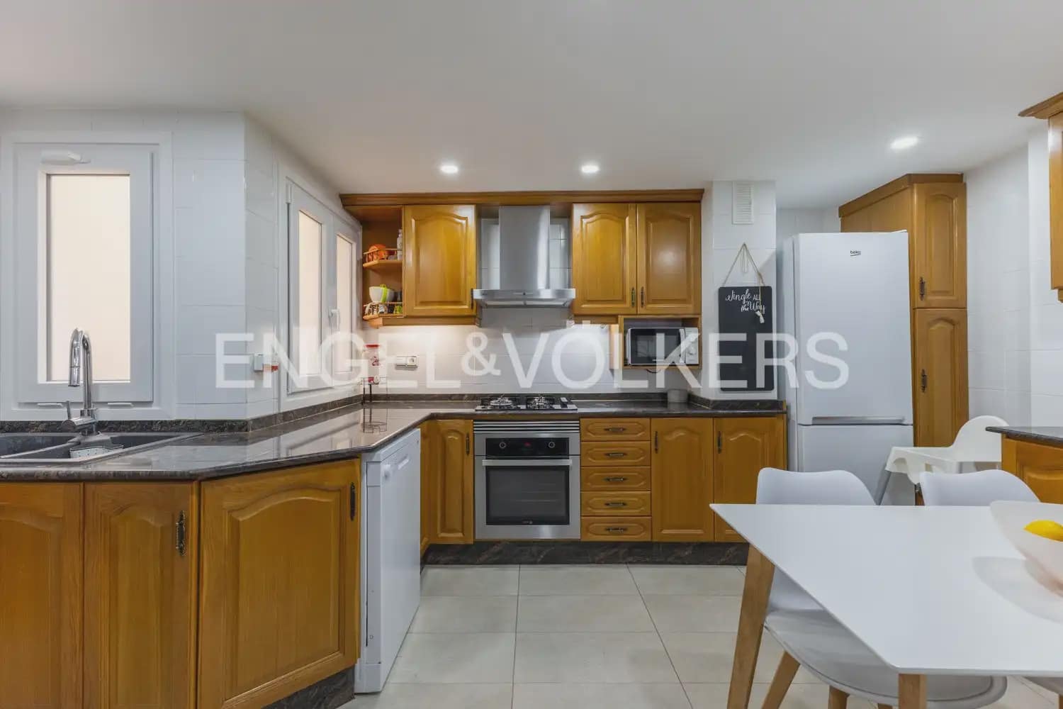 4 sovrum Lägenhet till salu i Valencia stad - 495 000 € (Ref: 9897752)