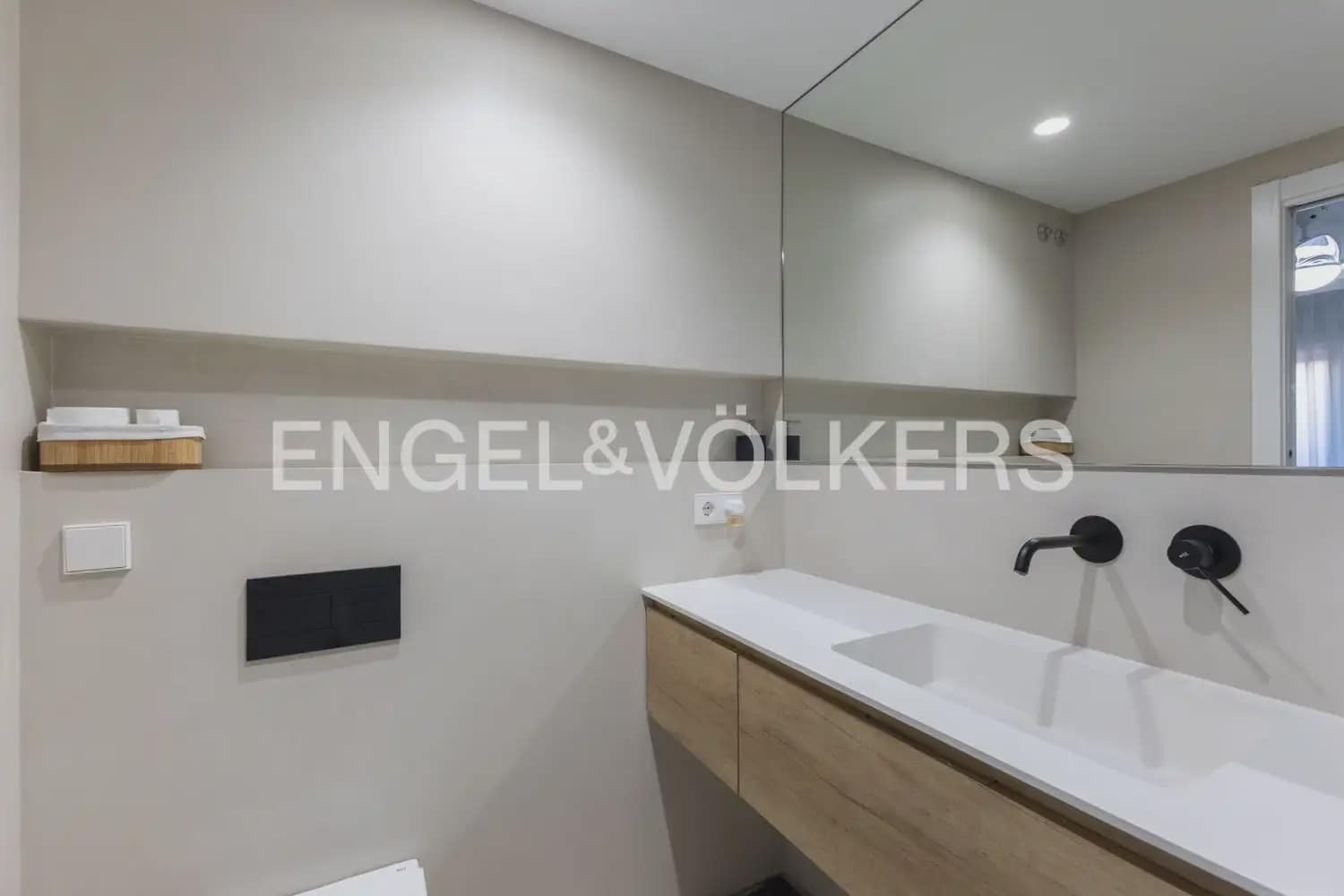 4 sovrum Lägenhet till salu i Valencia stad - 495 000 € (Ref: 9897752)