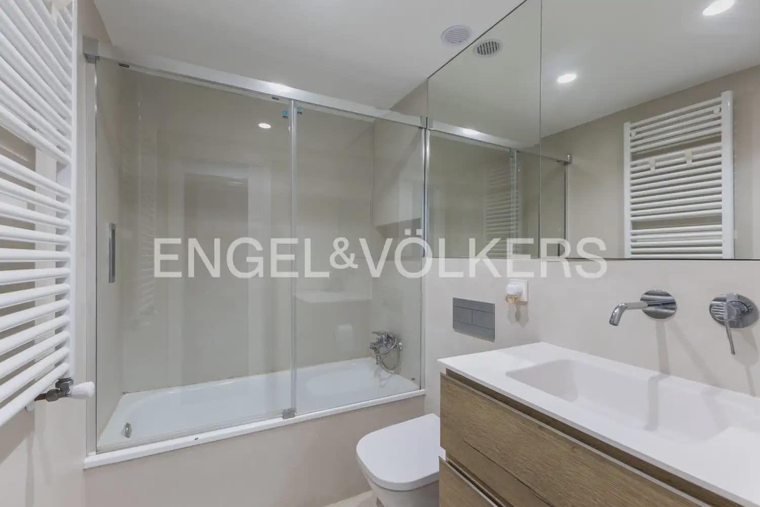 4 sovrum Lägenhet till salu i Valencia stad - 495 000 € (Ref: 9897752)