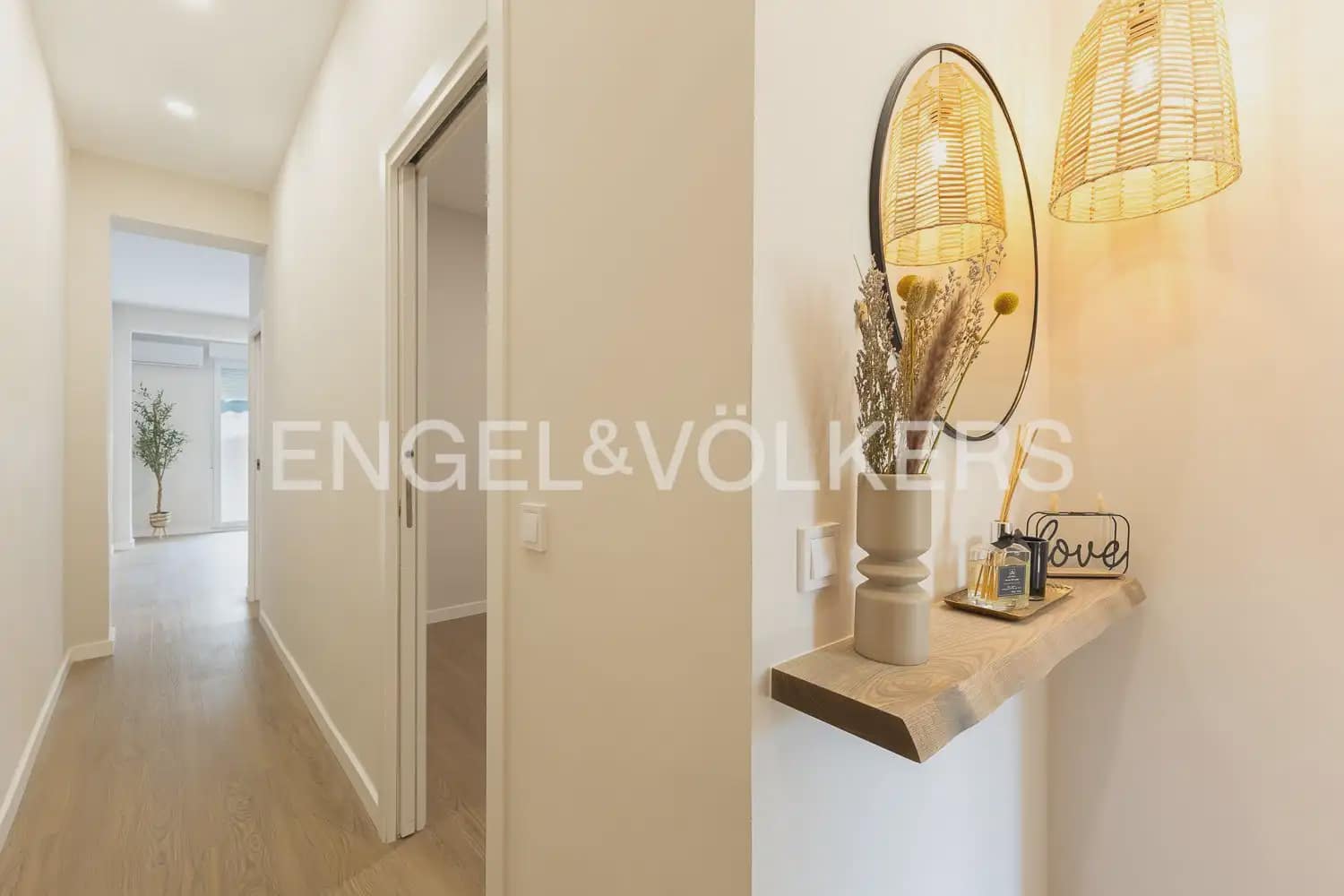 Piso de 2 habitaciones en València ciudad en venta - 420.000 € (Ref: 9897753)
