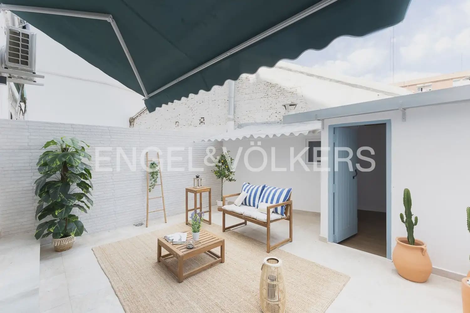 Piso de 2 habitaciones en València ciudad en venta - 420.000 € (Ref: 9897753)