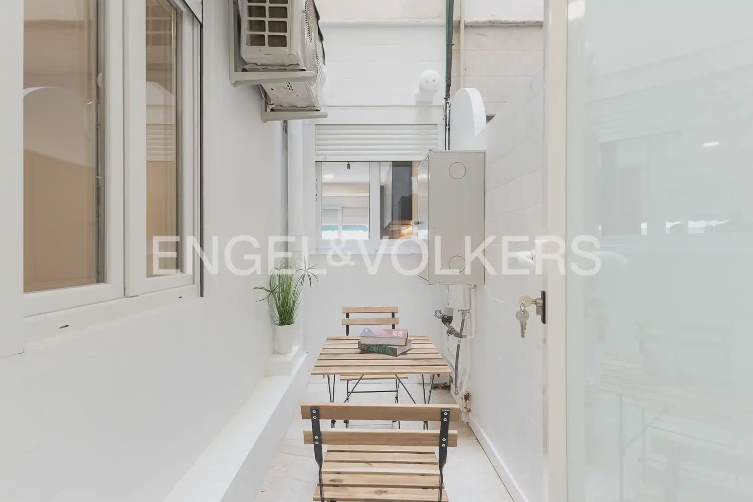 Piso de 2 habitaciones en València ciudad en venta - 420.000 € (Ref: 9897753)