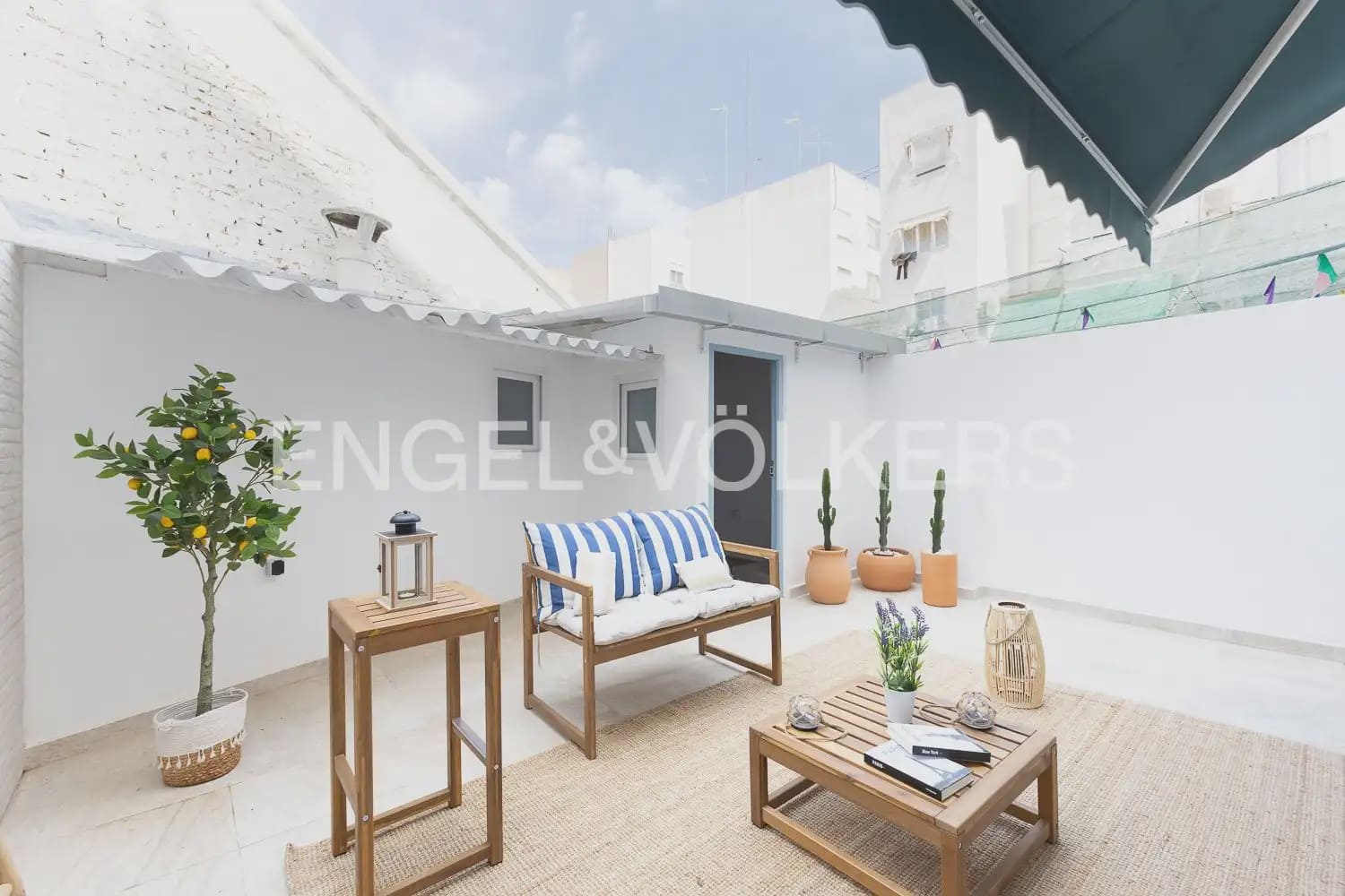 Piso de 2 habitaciones en València ciudad en venta - 420.000 € (Ref: 9897753)