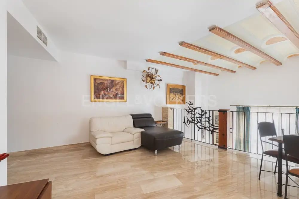 4 Zimmer Wohnung zu vermieten in Valencia Stadt mit Garage - 3.500 € (Ref: 9897754)