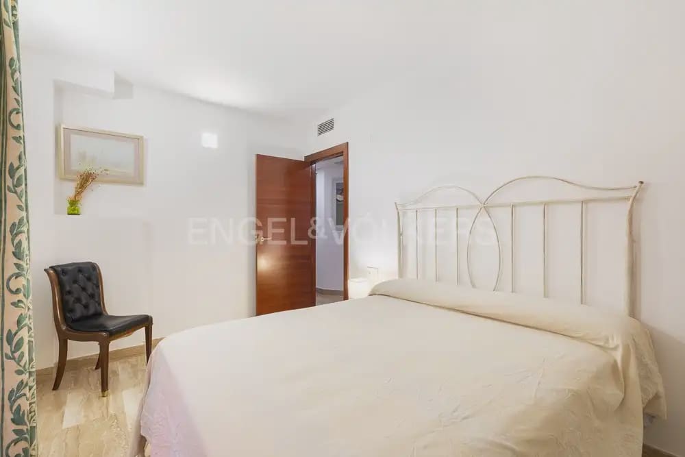 4 Zimmer Wohnung zu vermieten in Valencia Stadt mit Garage - 3.500 € (Ref: 9897754)