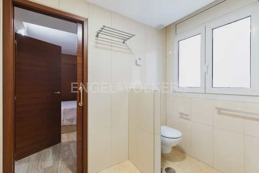4 Zimmer Wohnung zu vermieten in Valencia Stadt mit Garage - 3.500 € (Ref: 9897754)