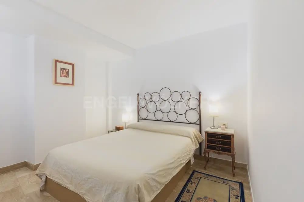 4 Zimmer Wohnung zu vermieten in Valencia Stadt mit Garage - 3.500 € (Ref: 9897754)