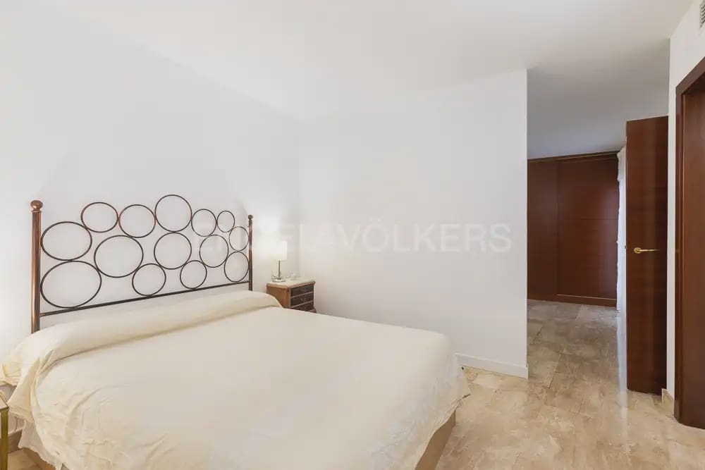 4 Zimmer Wohnung zu vermieten in Valencia Stadt mit Garage - 3.500 € (Ref: 9897754)