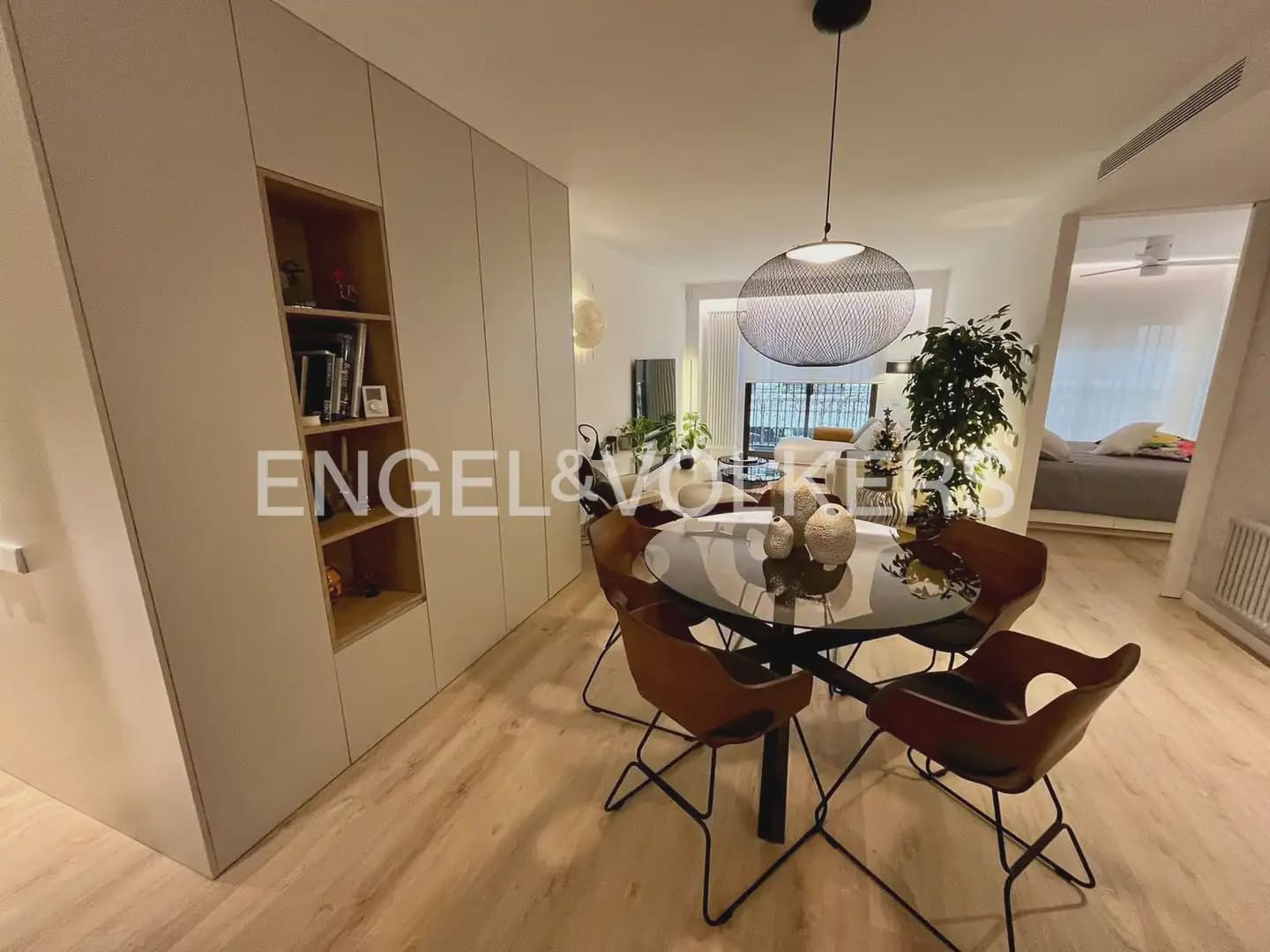 3 makuuhuone Asunto myytävänä paikassa Valencia kaupunki mukana 
autotalli - 730 000 € (Ref: 9897756)