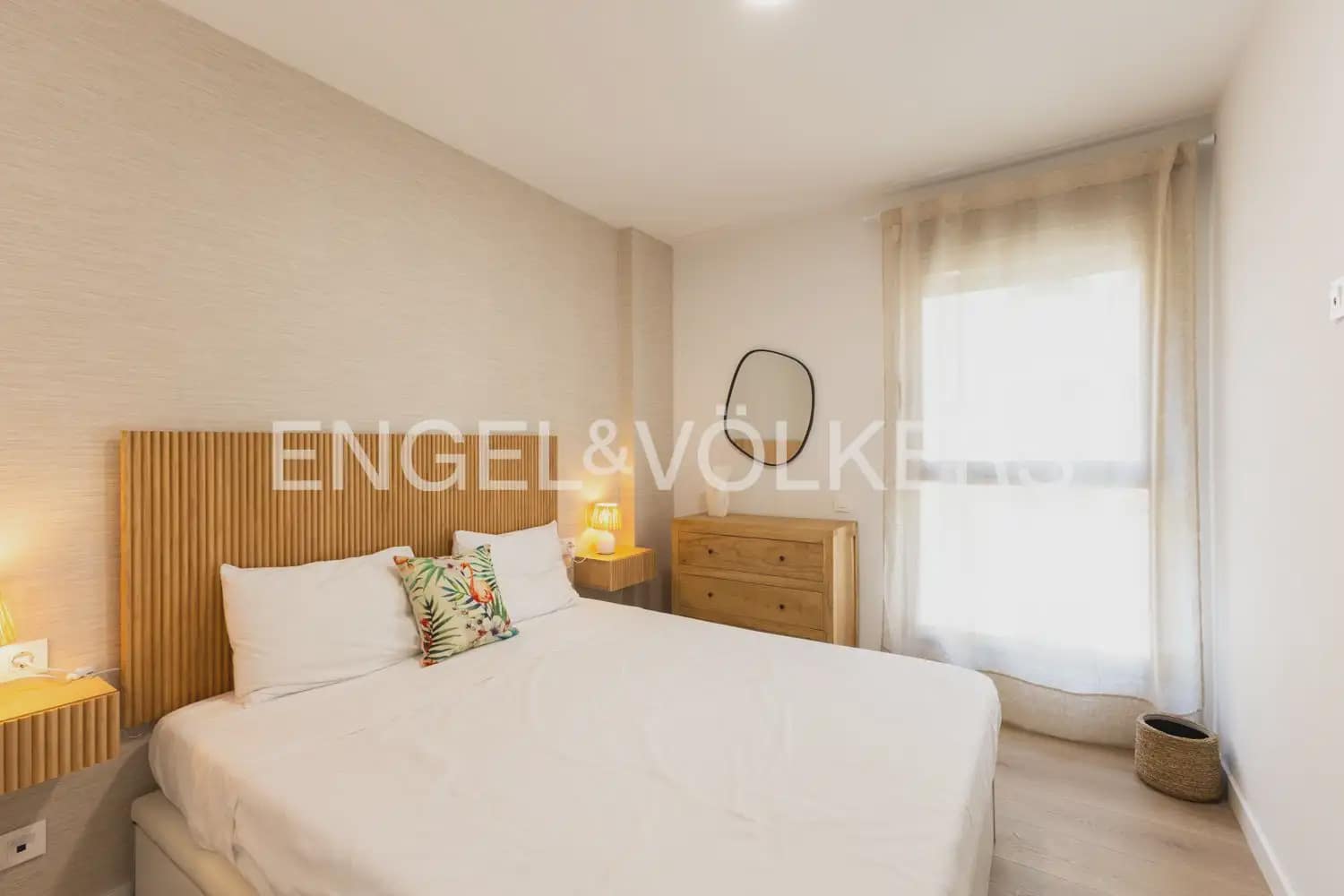 3 sovrum Lägenhet att hyra i Puig med pool garage - 3 000 € (Ref: 9897757)