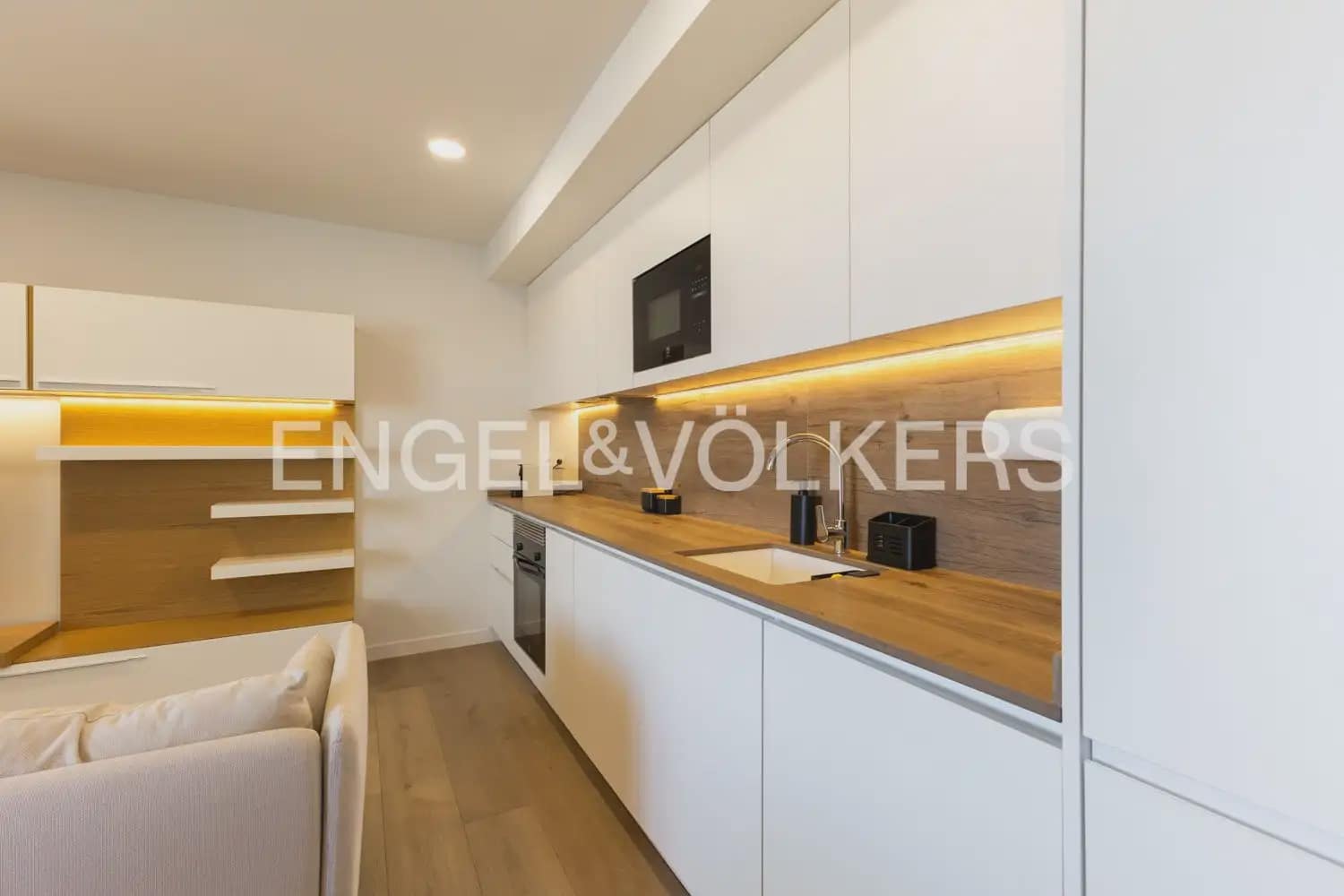3 sovrum Lägenhet att hyra i Puig med pool garage - 3 000 € (Ref: 9897757)