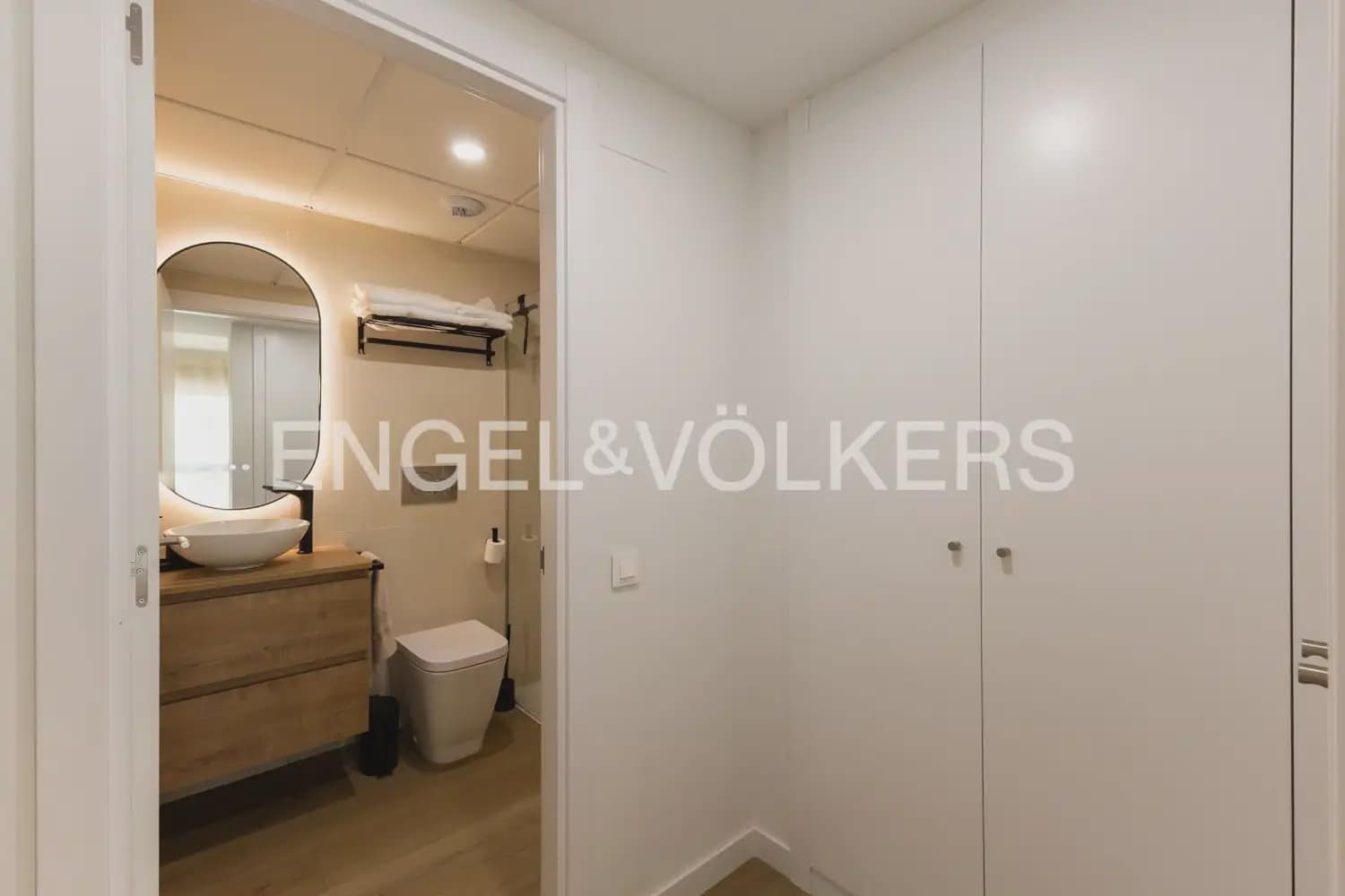 3 sovrum Lägenhet att hyra i Puig med pool garage - 3 000 € (Ref: 9897757)