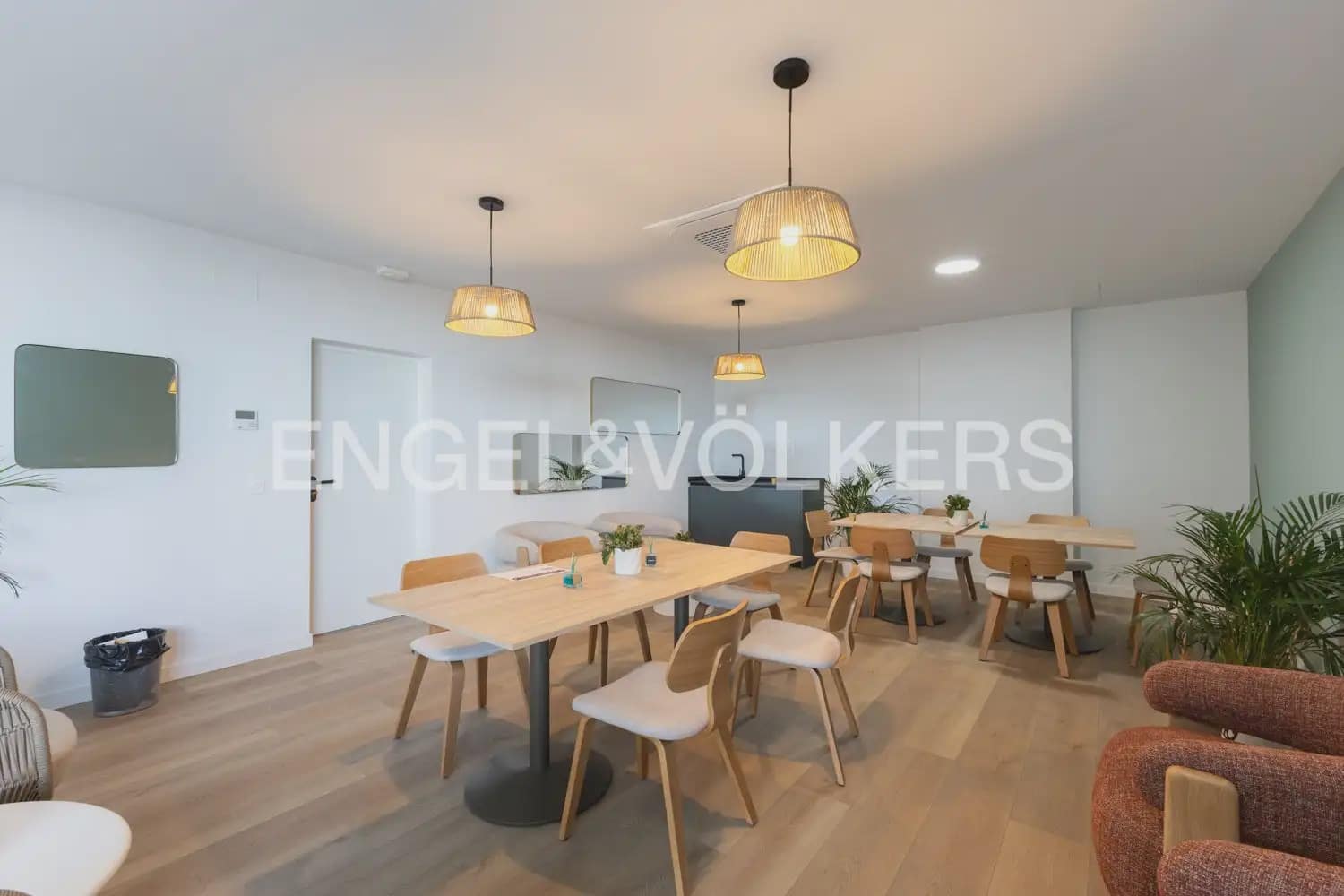 3 sovrum Lägenhet att hyra i Puig med pool garage - 3 000 € (Ref: 9897757)