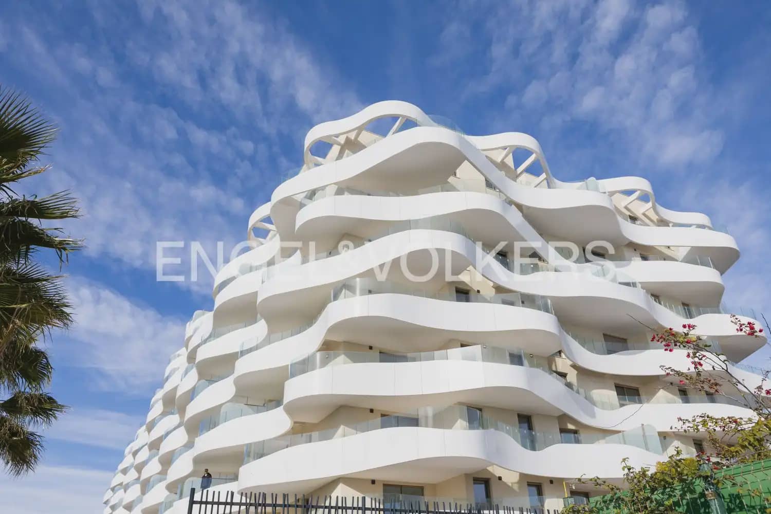 3 sovrum Lägenhet att hyra i Puig med pool garage - 3 000 € (Ref: 9897757)