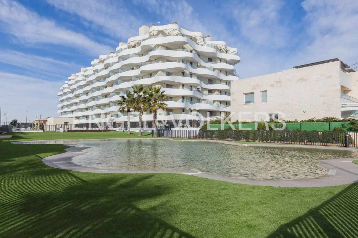 3 sovrum Lägenhet att hyra i Puig med pool garage - 3 000 € (Ref: 9897757)