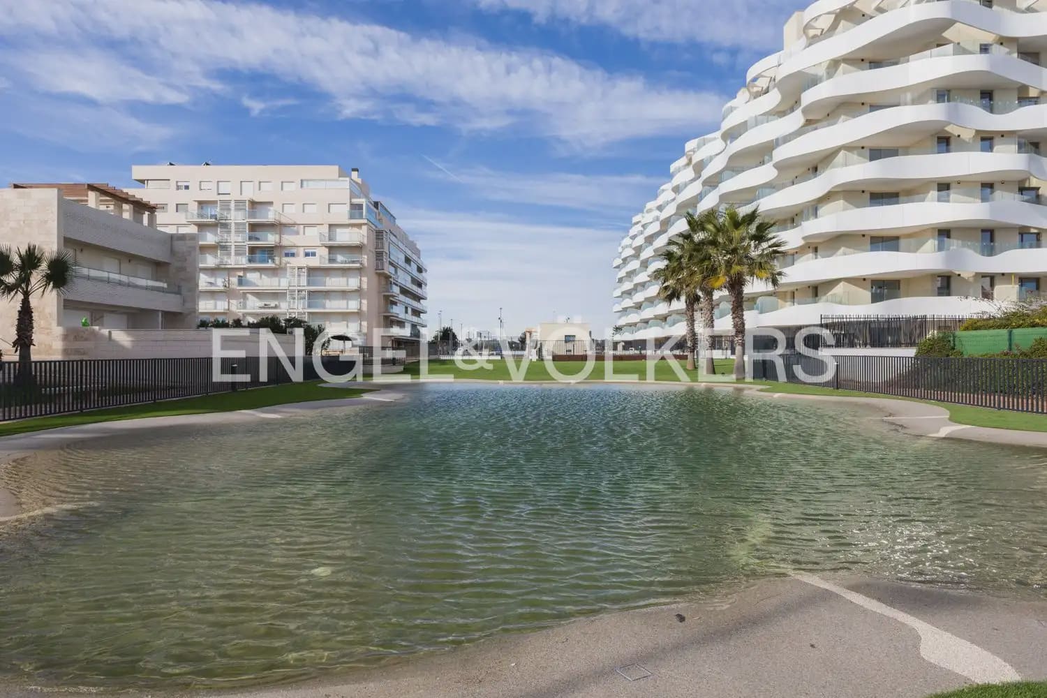 3 sovrum Lägenhet att hyra i Puig med pool garage - 3 000 € (Ref: 9897757)