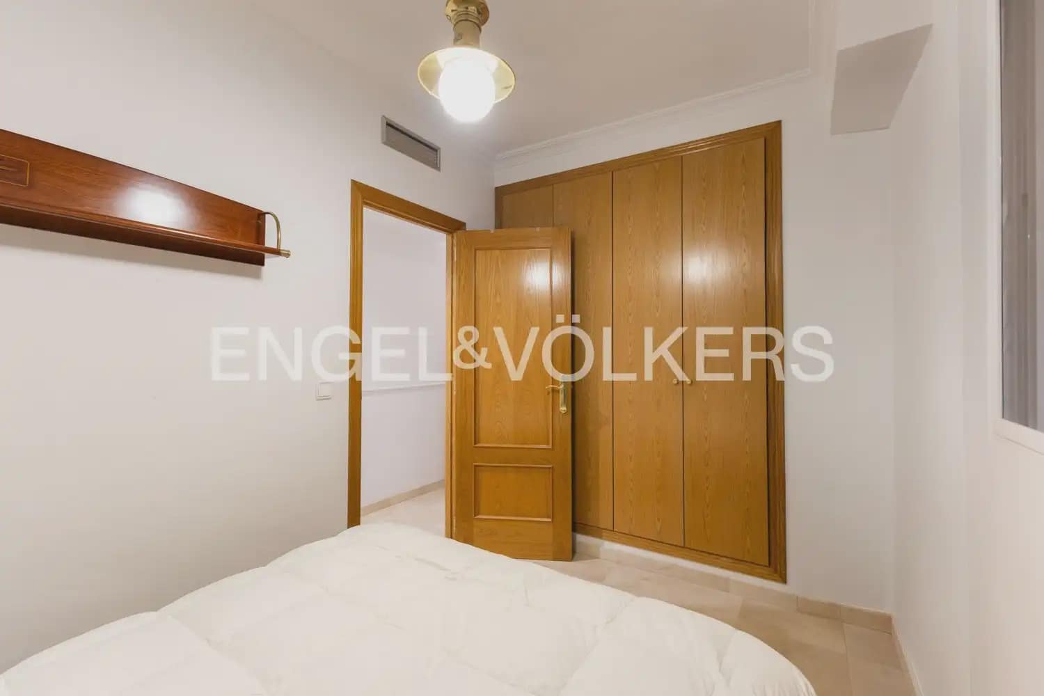 3 bedroom Flat for sale in Benetusser with garage - € 280,000 (Ref: 9897761)