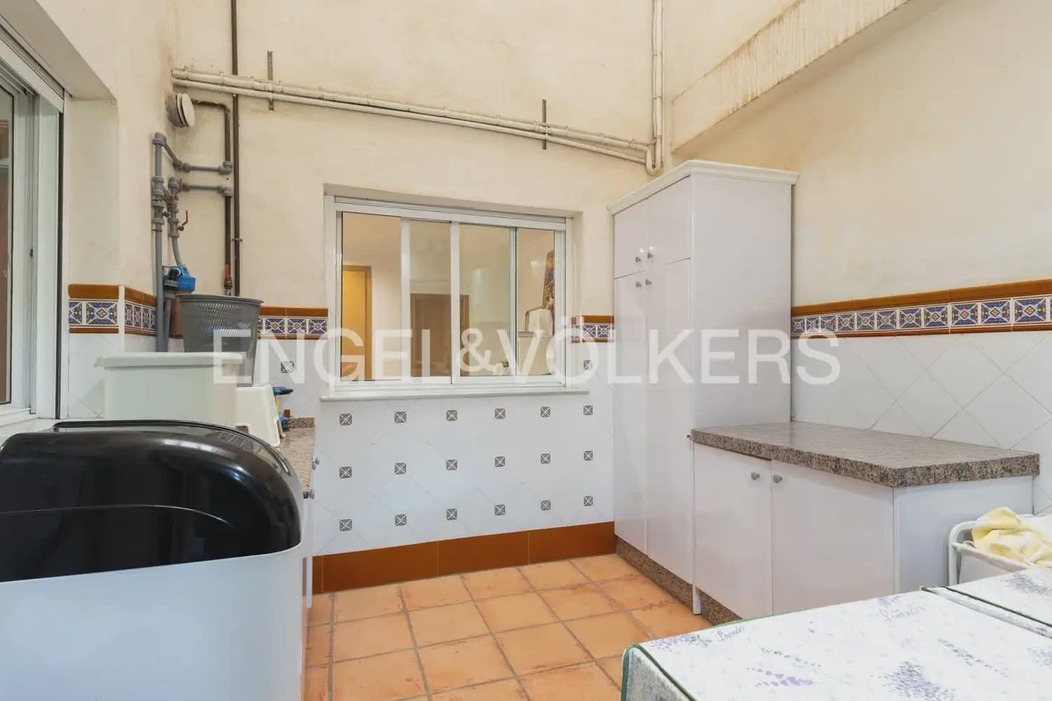 3 bedroom Flat for sale in Benetusser with garage - € 280,000 (Ref: 9897761)