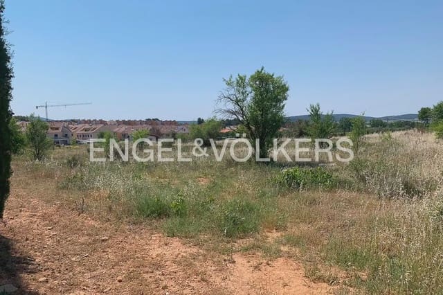 Tontti myytävänä paikassa Requena - 24 900 € (Ref: 9897762)
