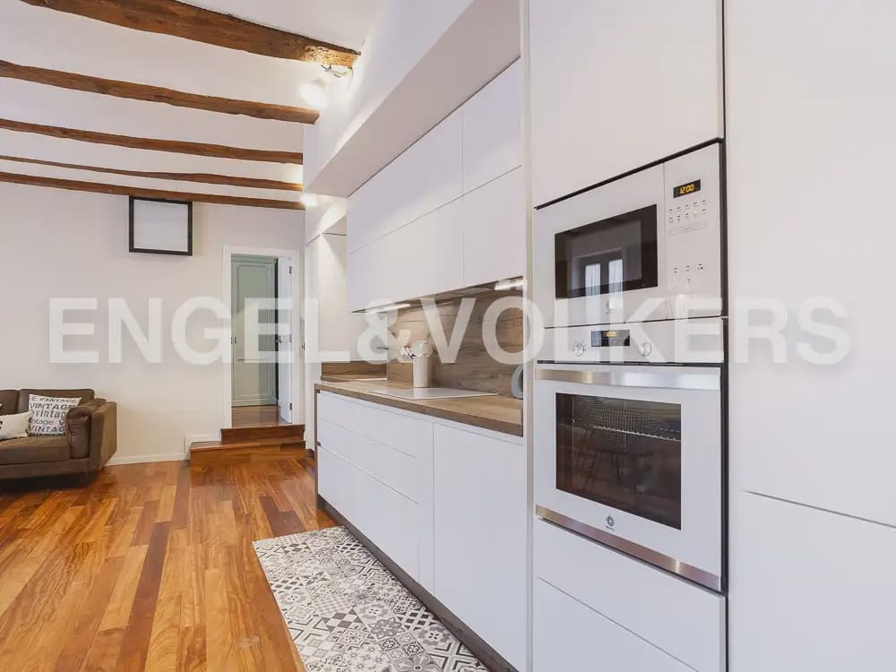 3 Zimmer Wohnung zu vermieten in Valencia Stadt - 2.000 € (Ref: 9897763)