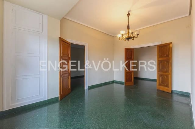 6 soveværelse Lejlighed til leje i Sant Francesc, Valencia by - € 4.300 (Ref: 9897764)