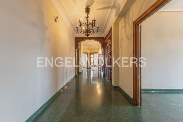 6 soveværelse Lejlighed til leje i Sant Francesc, Valencia by - € 4.300 (Ref: 9897764)