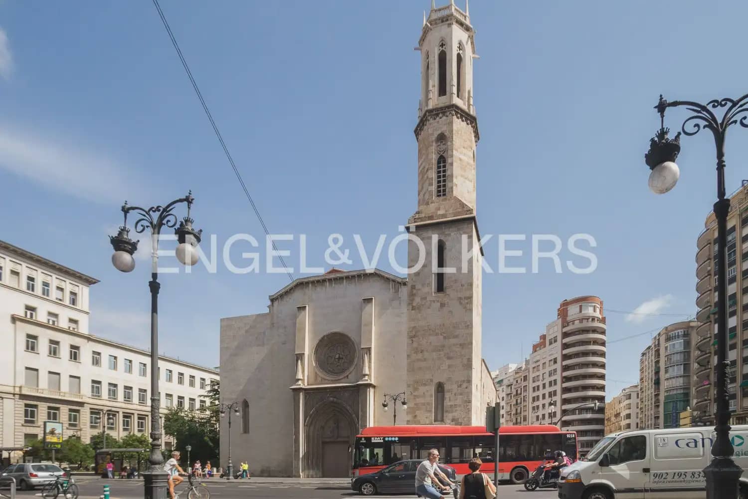 6 Zimmer Wohnung zu vermieten in Valencia Stadt - 4.300 € (Ref: 9897764)