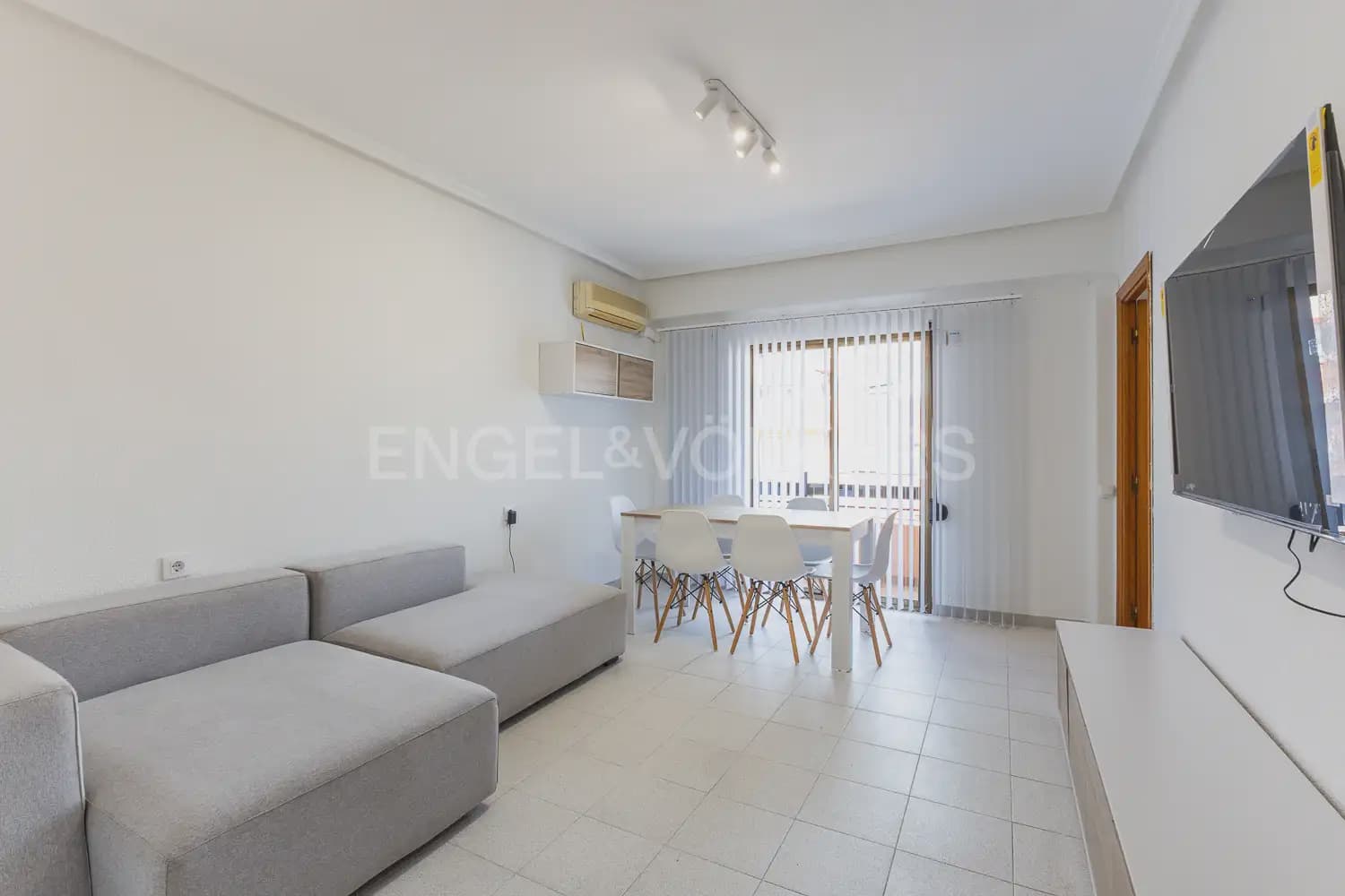 3 slaapkamer Flat te huur in Valencia stad - € 1.400 (Ref: 9897765)