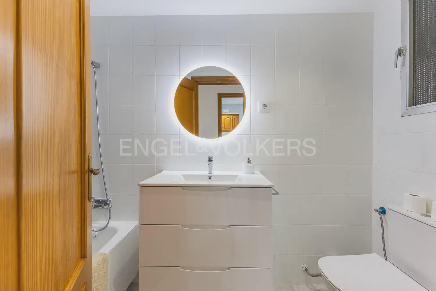3 slaapkamer Flat te huur in Valencia stad - € 1.400 (Ref: 9897765)