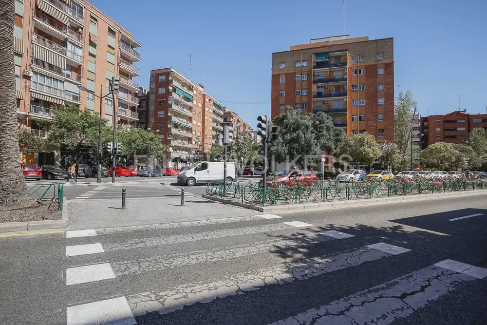 3 slaapkamer Flat te huur in Valencia stad - € 1.400 (Ref: 9897765)