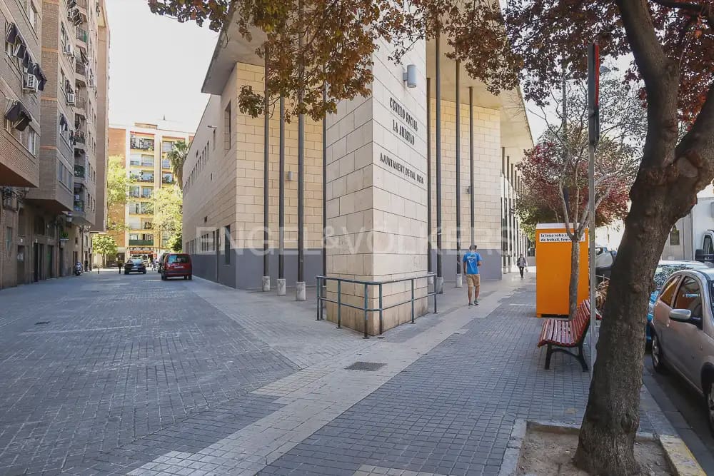 3 slaapkamer Flat te huur in Valencia stad - € 1.400 (Ref: 9897765)