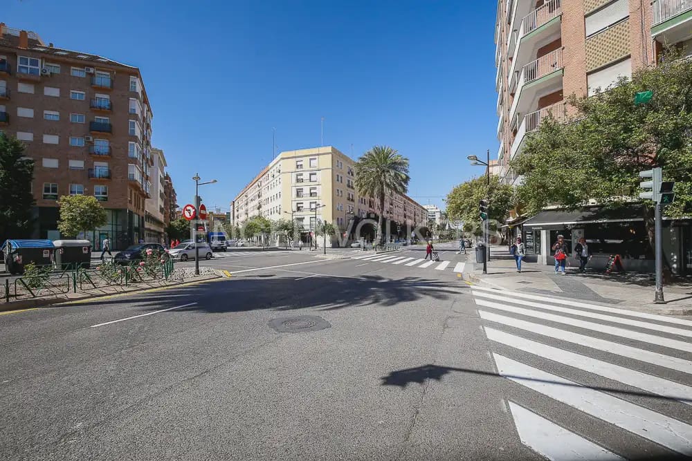 3 slaapkamer Flat te huur in Valencia stad - € 1.400 (Ref: 9897765)