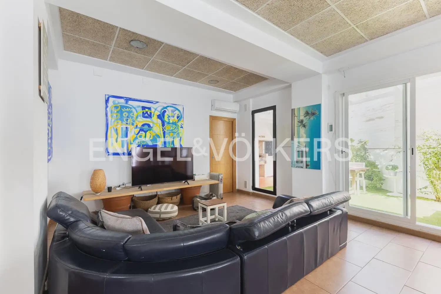 6 Zimmer Wohnung zu verkaufen in Valencia Stadt mit Pool - 990.000 € (Ref: 9897767)