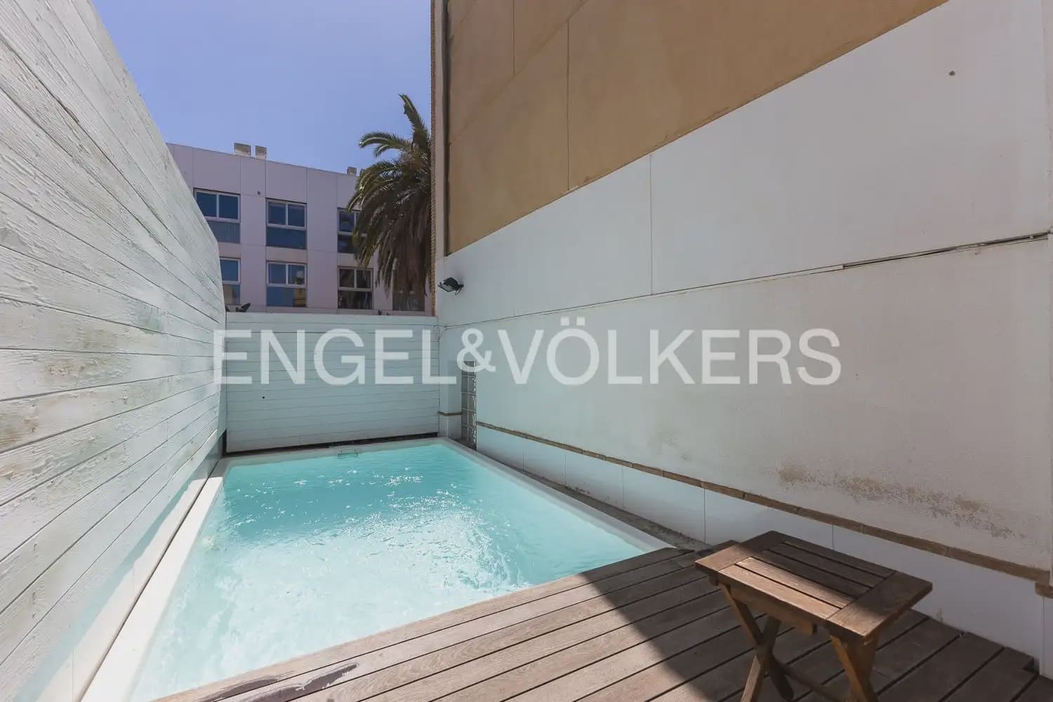 6 Zimmer Wohnung zu verkaufen in Valencia Stadt mit Pool - 990.000 € (Ref: 9897767)