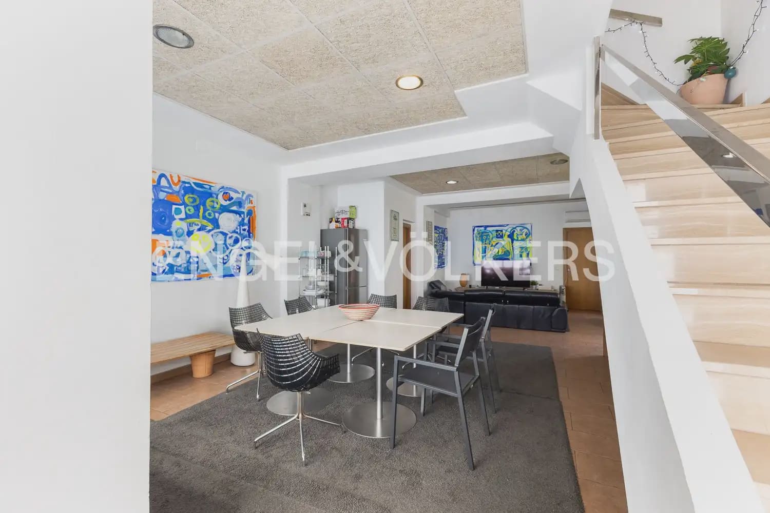 6 Zimmer Wohnung zu verkaufen in Valencia Stadt mit Pool - 990.000 € (Ref: 9897767)