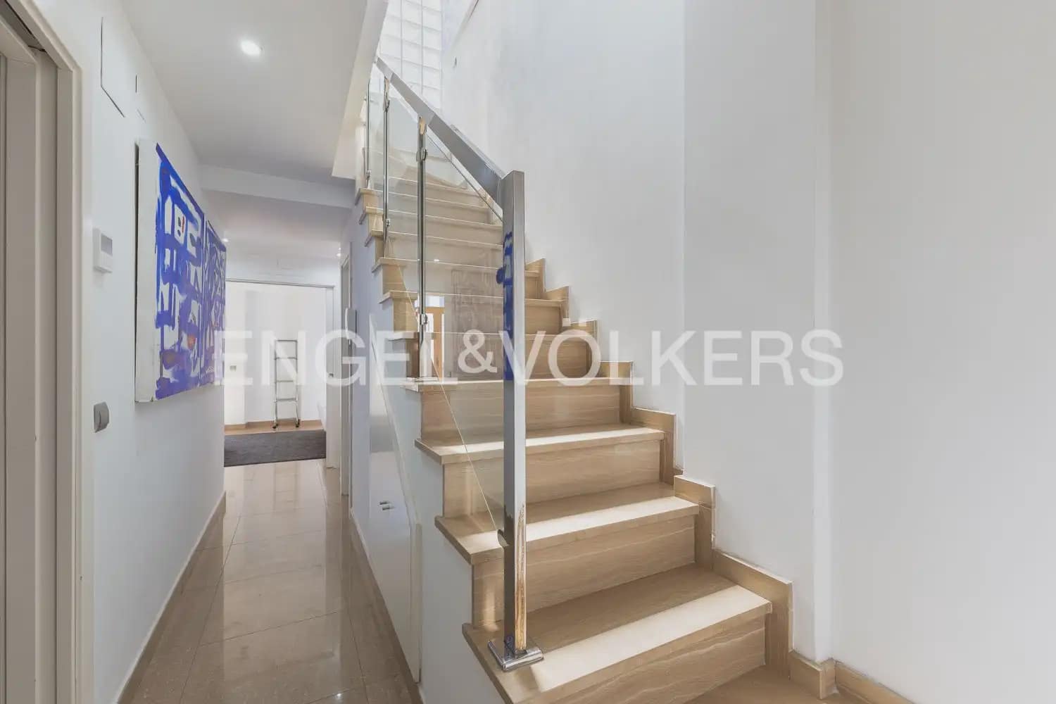 6 Zimmer Wohnung zu verkaufen in Valencia Stadt mit Pool - 990.000 € (Ref: 9897767)