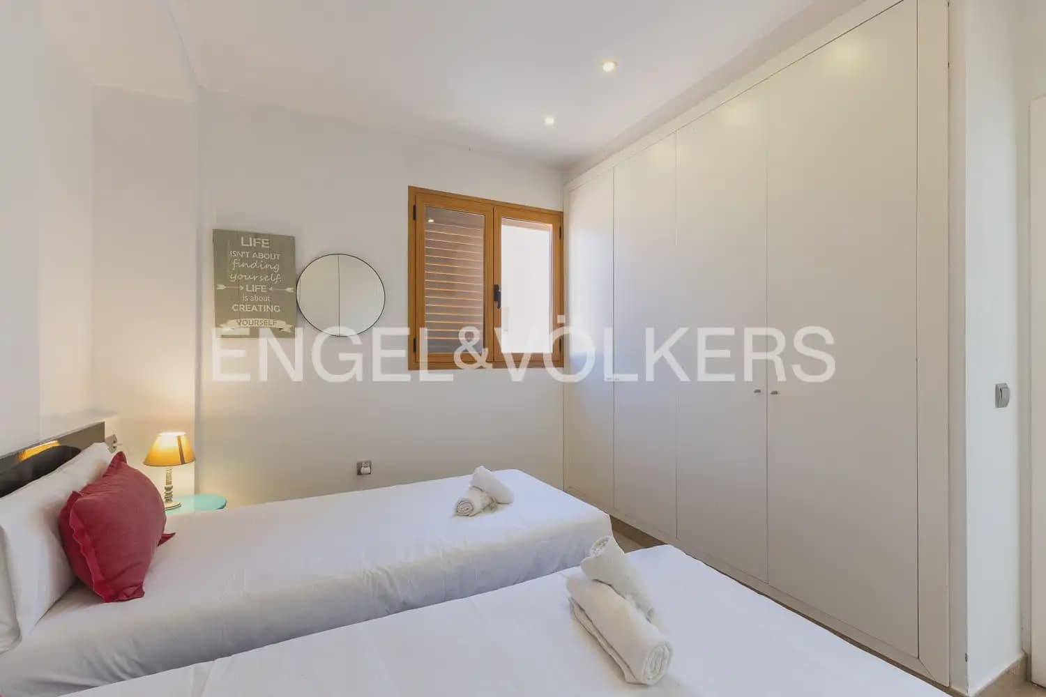 6 Zimmer Wohnung zu verkaufen in Valencia Stadt mit Pool - 990.000 € (Ref: 9897767)