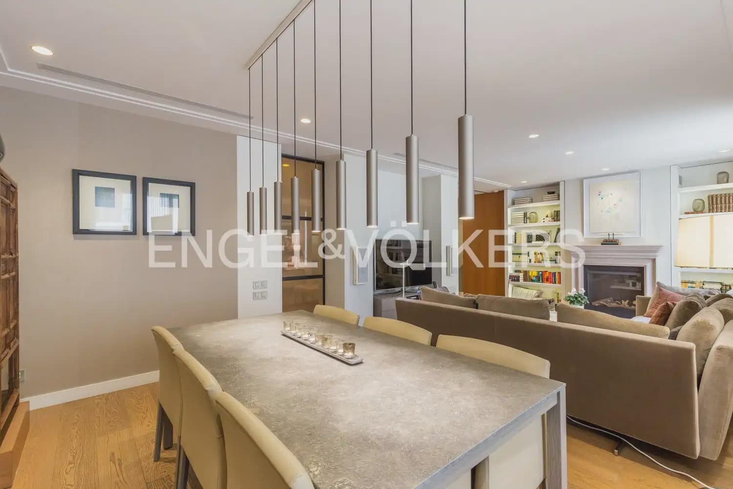 Piso de 4 habitaciones en València ciudad en venta con garaje - 1.290.000 € (Ref: 9897768)